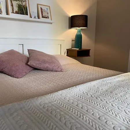 Iola - Q9416 Maison d'hôtes