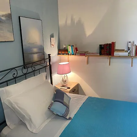 Iola - Q9416 Guest house Cagliari